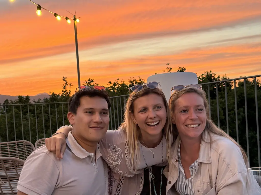 cena al atardecer en Palma - Wine & Dine Tour con Food Tours Mallorca