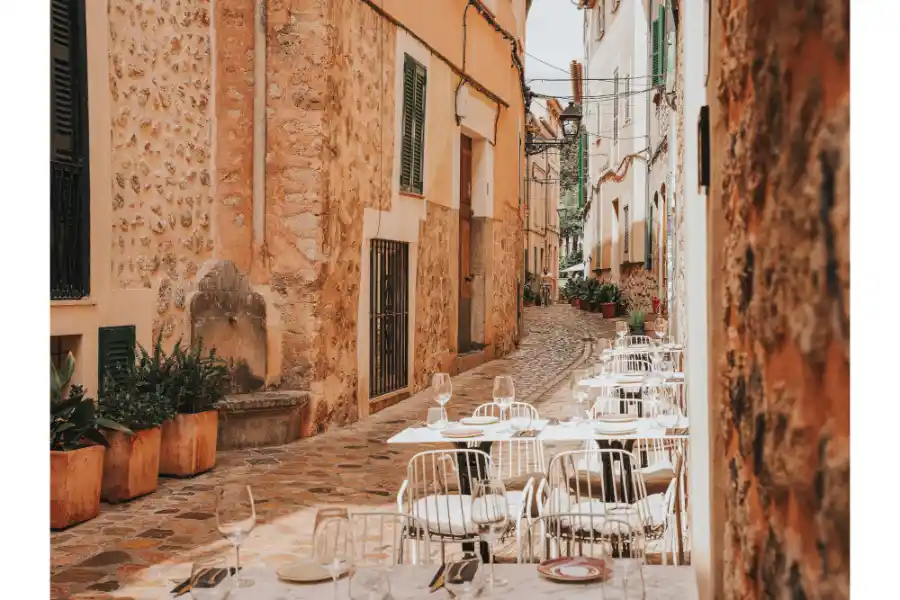 Tour gastronómico y de vino por las hermosas calles de Sóller