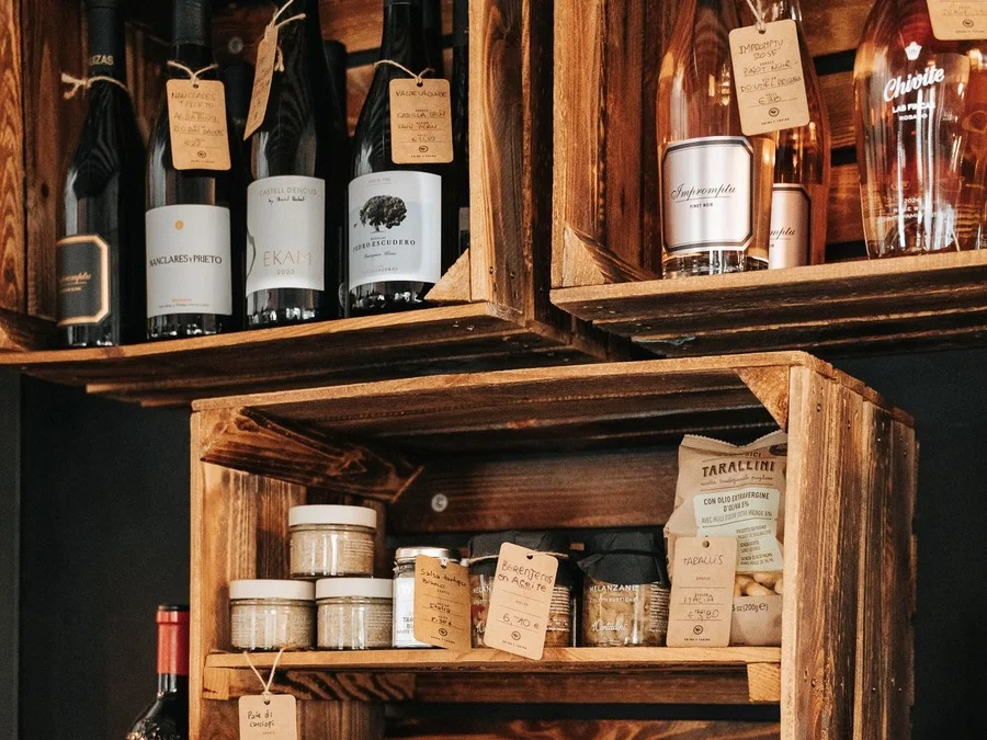 Delicias culinarias y productos locales en el restaurante Anima e Farina, en el pueblo de Pollença