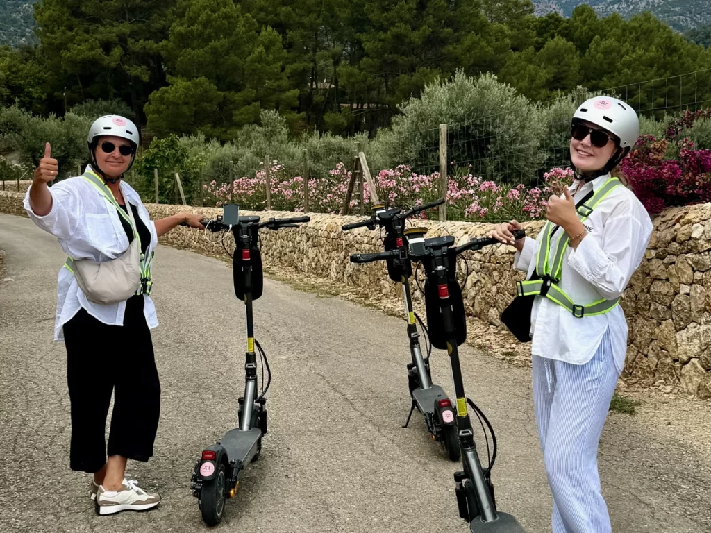 Activities Mallorca - Riding e-scooter countryside Mallorca