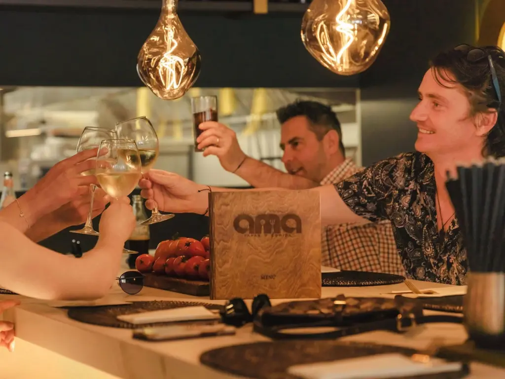Gourmet food and great company on your food tour in Palma
