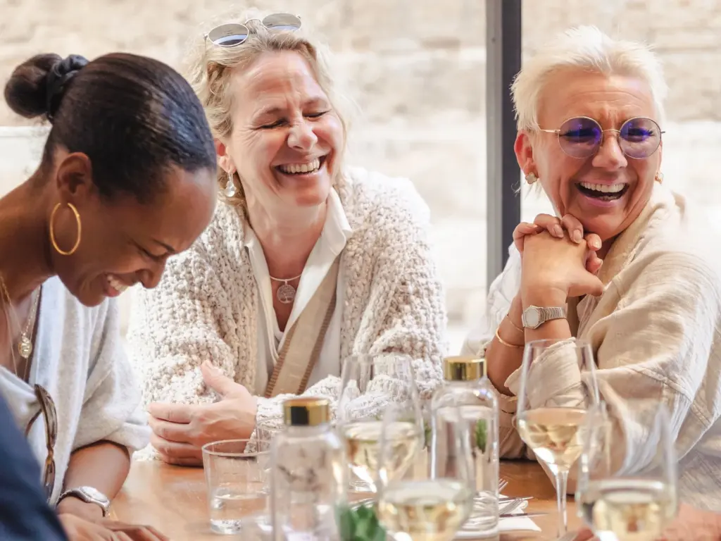 Having fun on the self-guided wine and dine tour from Food Tours Balearics