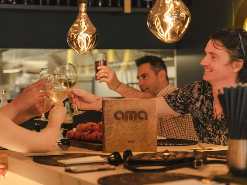  wine and dine tour in Mallorca - food tours balearics