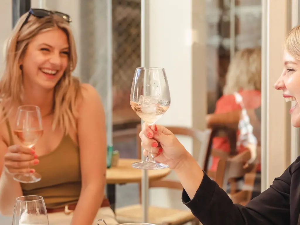 Delicious wine pairing during the Sóller wine and dine experience