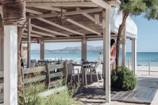The best chiringuitos and beach bars in Mallorca